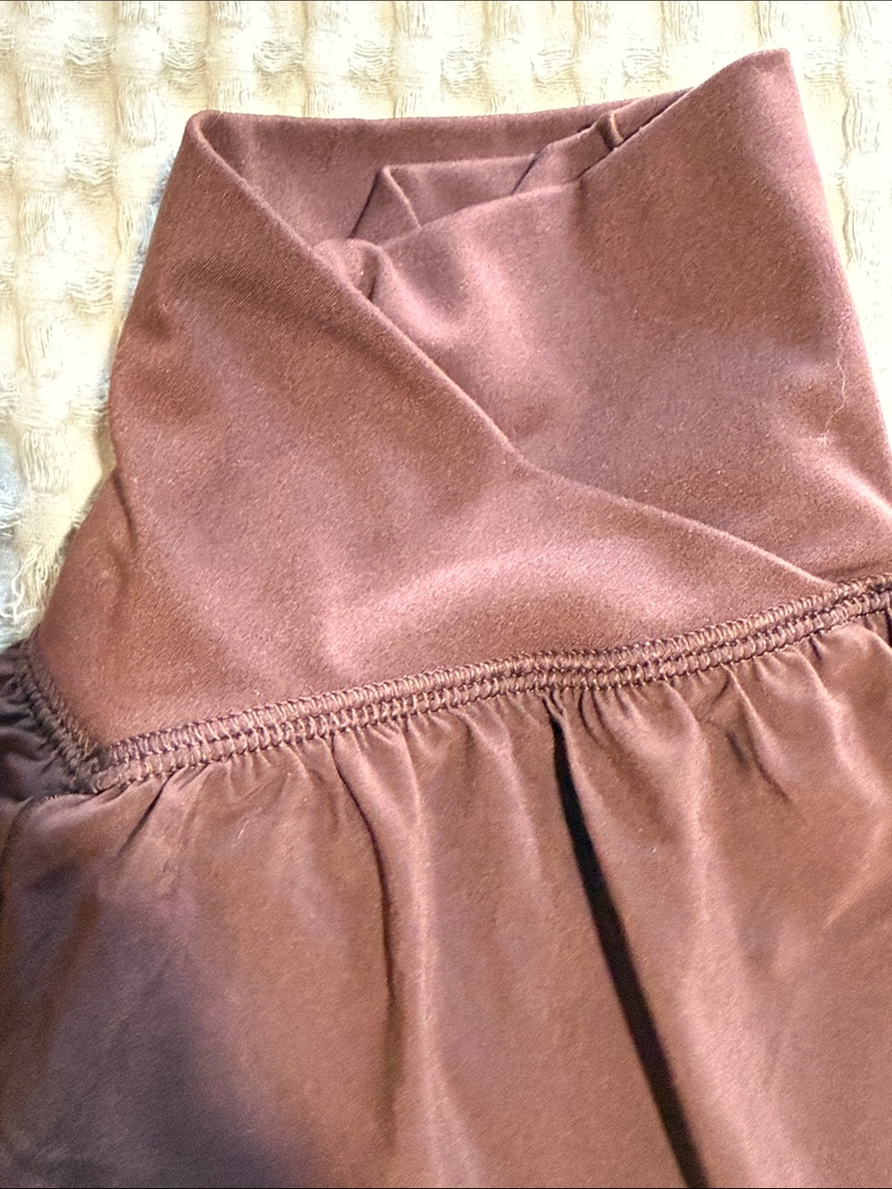 OFFLINE by Aerie XS Crossover Flowy Shorts Brown - Picture 4 of 5